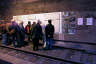 Bild 6 - Fachkundige Erluterungen in der Kehranlage Alexanderplatz